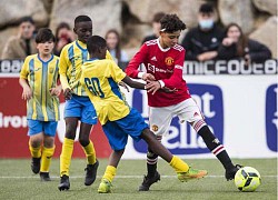 Con trai Ronaldo ghi bàn giúp U12 MU thắng 5-0, ăn mừng kiểu CR7