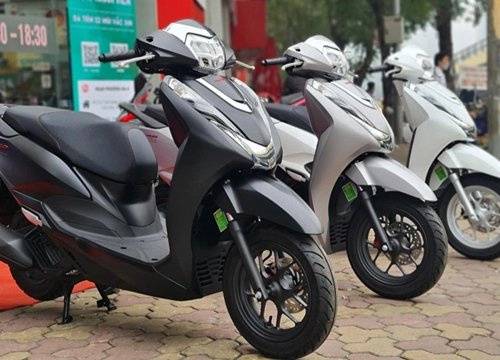 Honda vừa tăng giá, đại lý tiếp tục bán Future và Lead "kênh" 10 triệu đồng