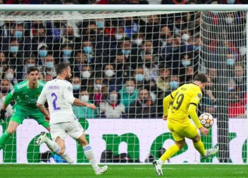 Modric và cú trivela phá hỏng kế hoạch của Tuchel