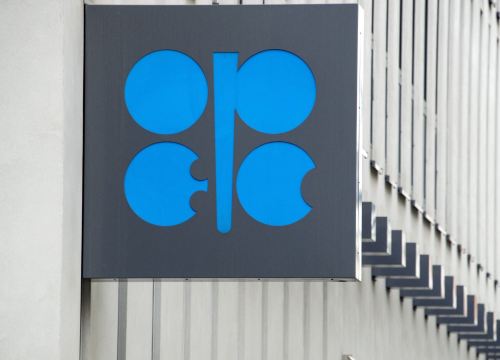 OPEC cắt giảm dự báo tăng trưởng và tiêu thụ dầu thô toàn cầu