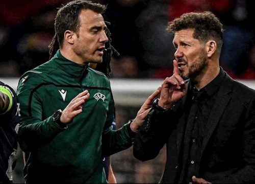 Simeone tố Guardiola giả tạo, đùng đùng rời buổi họp báo vì bị hỏi khó