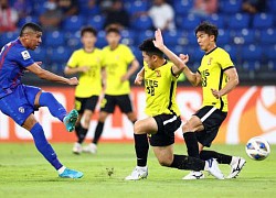 Bại lộ 'cú ra đòn kín', cầu thủ Trung Quốc lĩnh thẻ đỏ ở AFC Champions League