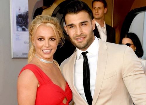 Nỗi sợ của Britney Spears khi có con thứ ba