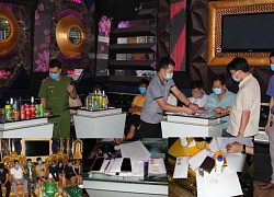 14 nam nữ thanh niên "bay lắc" trong quán karaoke