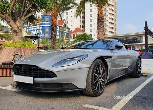 Aston Martin DB11 hơn 15 tỷ màu sơn xám China Grey về Việt Nam