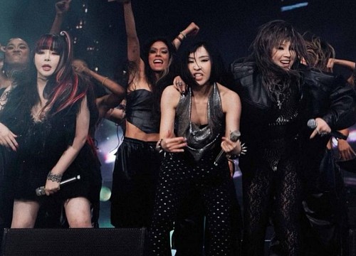 Bắt trọn khoảnh khắc tuyệt vời của idol YG Entertainment tại Coachella