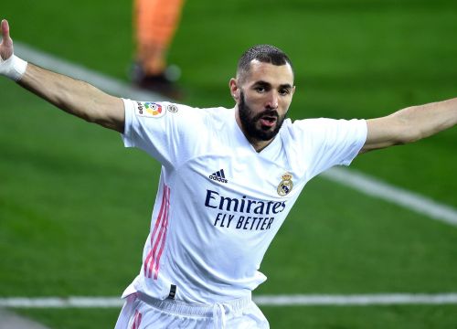 Benzema tái hiện tuyệt kỹ của Zidane trước Osasuna