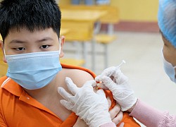 Chiều 21/4: Việt Nam tiếp nhận 239,2 triệu liều vaccine phòng COVID-19, tiêm hơn 210,5 triệu mũi