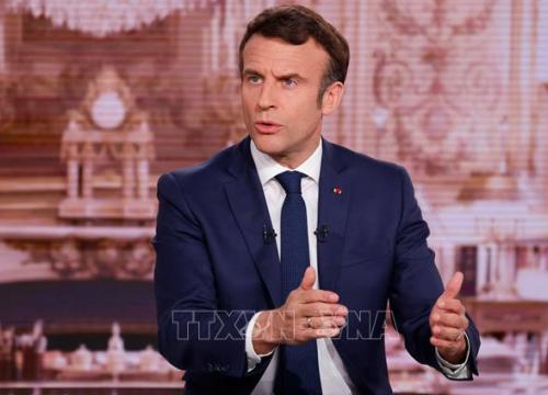 Ông E.Macron tiếp tục nới rộng khoảng cách trong các cuộc thăm dò dư luận