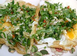 Salad trứng ốp-lết