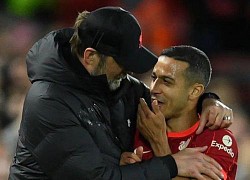 Thiago khiến Klopp xúc động thốt lên 'Đếm trong vài triệu cầu thủ không ai được như cậu ta'