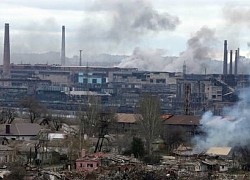 Ukraine đề nghị Nga mở hành lang nhân đạo từ nhà máy thép Azovstal ở Mariupol