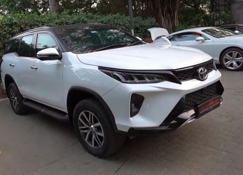 'Mục sở thị' Toyota Fortuner bọc thép chống đạn, nặng hơn 1,5 tấn