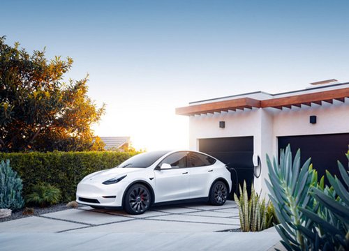 Tesla bán mỗi ngày hơn 3.400 xe trong đầu năm 2022 dù giá xe ngày càng tăng