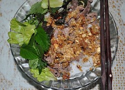 10 phút làm bún bò Nam Bộ ngon