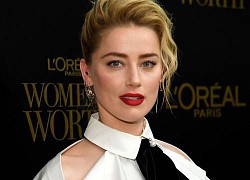 Amber Heard xinh đẹp có thừa nhưng thái độ thường xuyên lồi lõm