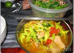 Bún móng giò, dọc mùng