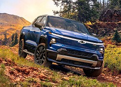 Khi Ford F-150 Lightning tạm thời ngừng nhận đơn, Chevrolet Silverado EV tranh thủ giới thiệu thêm nhiều tính năng mới khi được ra mắt vào năm sau