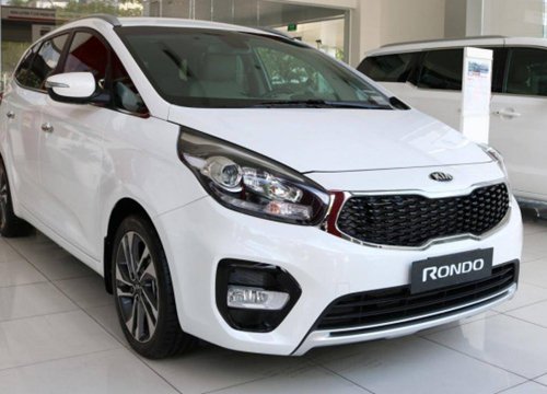 Kia Rondo giảm giá sâu tại đại lý, chỉ còn 520 triệu đồng