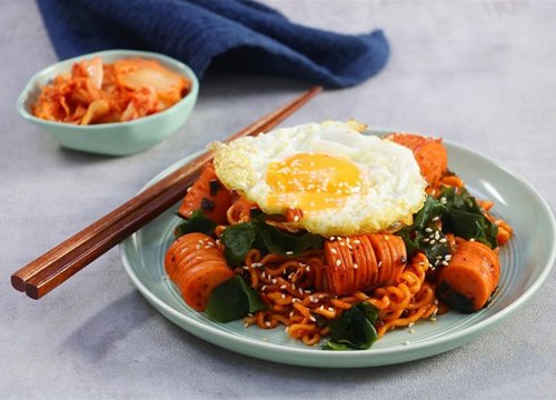 Mì trộn Indomie: 2 cách thực hiện đơn giản, tiện lợi nhưng cực ngon