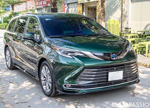 Toyota Sienna Hybrid 2021 chạy 8.500 km, bán 4,5 tỷ ở Hà Nội