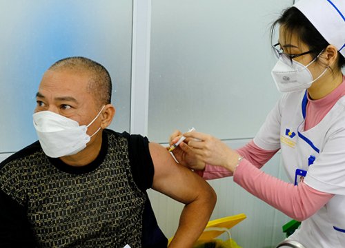 Sáng 1/5: Những loại vaccine phòng COVID-19 nào sẽ tiêm mũi 4 ở nước ta?