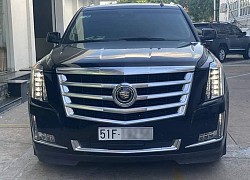 Bán Cadillac Escalade giá 3 tỷ, chủ xe dùng luôn ảnh tai nạn để kiểm chứng cho sự an toàn