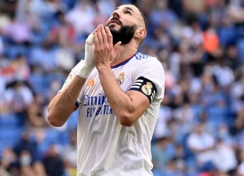 Benzema mê tín, không dự họp báo đấu Liverpool vì sợ thua