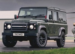 Land Rover Defender đặc biệt phong cách máy bay Không quân Hoàng gia Anh