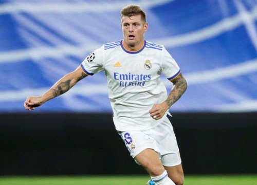 Real vô địch Cúp C1: Kroos mắng phóng viên, Courtois mỉa mai anti fan