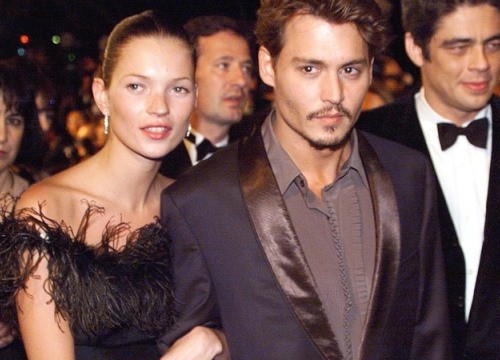 Johnny Depp và Kate Moss mất hàng triệu USD sau chia tay