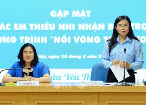 Nối vòng tay thương hỗ trợ trẻ em mồ côi do dịch COVID-19