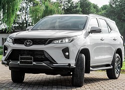 Toyota Fortuner thế hệ mới sẽ có biến thể hybrid