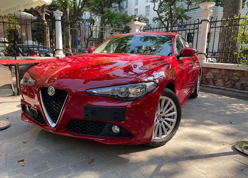 Alfa Romeo Giulia đầu tiên về Việt Nam, không phải để bán