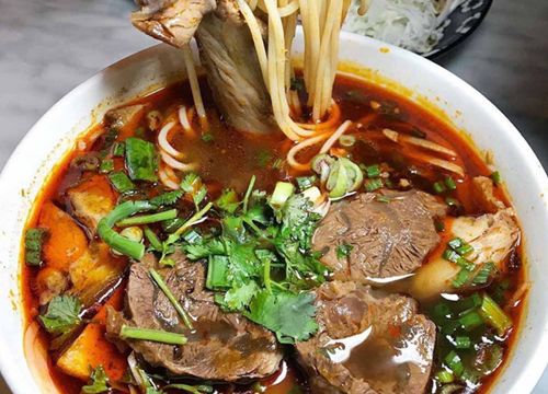 Bún bò Huế được đưa vào thực đơn trong trường học ở Nhật Bản