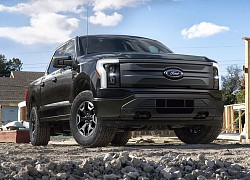 'Cháy hàng', Ford F-150 Lightning bán 'bia kèm lạc'