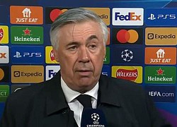 HLV Ancelotti rơi nước mắt sau khi đi vào lịch sử Champions League