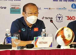 HLV Park: 'Chúng tôi gặp áp lực nhưng sẽ mang đến niềm vui cho người hâm mộ'