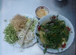 Mắm bò hoc và bún num-bo-choc phố Miên