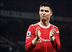 Ronaldo "quay xe", phủ nhận ngụ ý gắn bó với MU