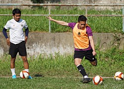 Thầy trò HLV Shin Tae Yong chê chất lượng sân tập tại SEA Games 31 không đạt tiêu chuẩn