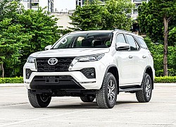 Bảng giá xe Toyota tháng 5/2022: Thêm sản phẩm mới