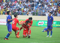 Bị U23 Lào làm cho "choáng váng", U23 Singapore mắc lỗi hy hữu