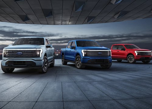 Đại lý Ford bán F-150 Lightning trưng bày có thể bị phạt nặng