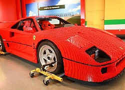 Siêu xe Ferrari F40 được lắp ráp bằng hơn 358.000 viên gạch Lego