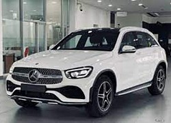 Xe Mercedes đồng loạt tăng giá tại Việt Nam