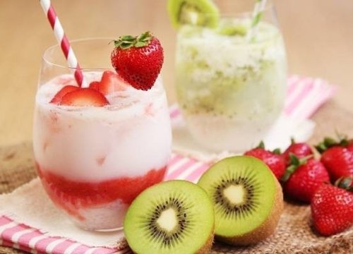 Bật mí cách pha chế soda dâu và soda kiwi kiểu Ý giải nhiệt mùa hè