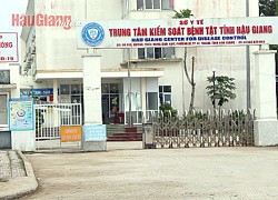 Bắt nguyên Giám đốc CDC Hậu Giang cùng 2 nguyên Trưởng phòng