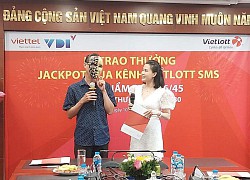 Chở con đi học, ấn mua Vietlott trúng độc đắc 36 tỷ