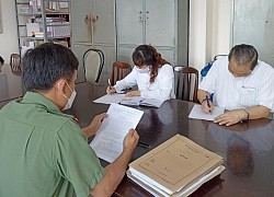 Công an làm việc với 2 người cầm đầu nhóm "Trừ quỷ Bảo Lộc"